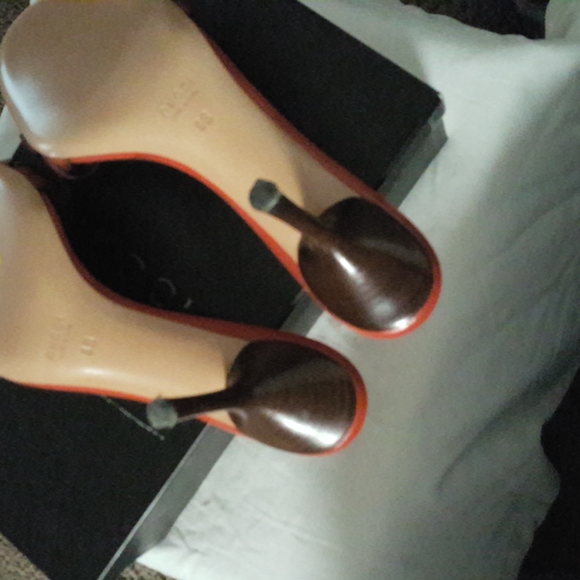 AUTHENTIC GUCCI MULE - Picture 5 of 7